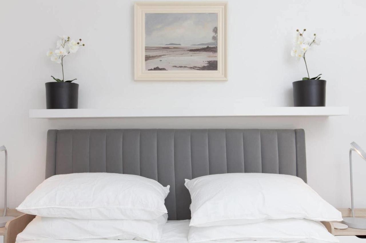 Ferienwohnung Guestready - Chic Flat In The Heart Of Edinburgh Exterior foto